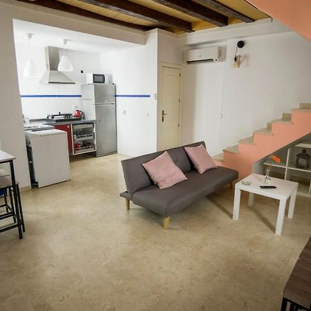 Rentalsevilla Feria Duplex Con Terraza Екстериор снимка